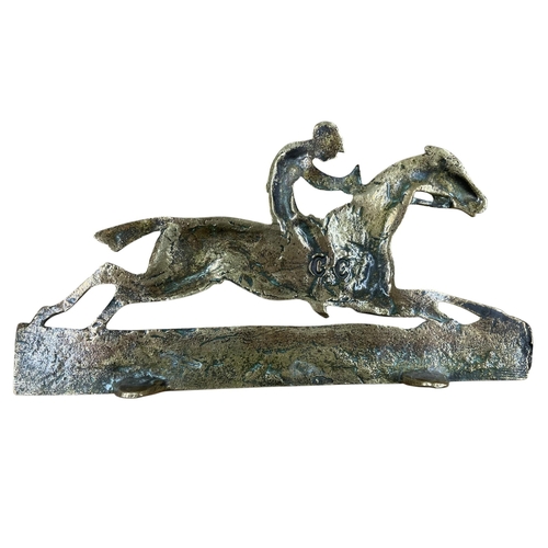 526 - Brass jockey and race horse desk ornament, W 18cm x H 11cm