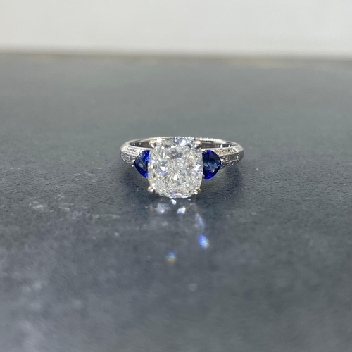 22 - 18ct diamond cluster ring, sixteen small 0.03ct stones, size I, 3.5g