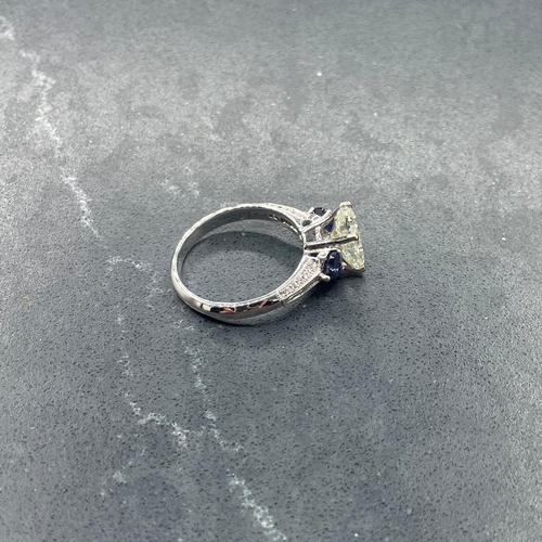 22 - 18ct diamond cluster ring, sixteen small 0.03ct stones, size I, 3.5g