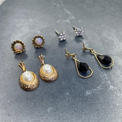 60 - Pair of 9ct gold and cabochon paste imitation opal stud earrings, with pair of platinum and cubic zi... 