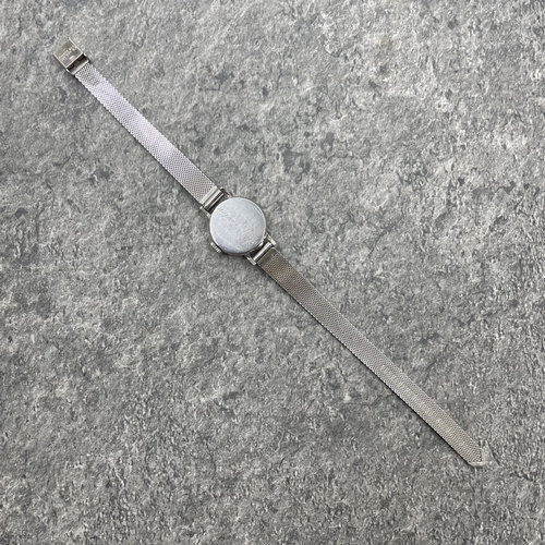 15 - Vintage Longines ladies stainless steel dress watch, 20mm case, gilt hands and makers, manual wind, ... 