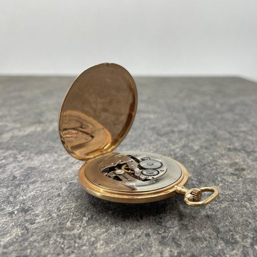 26 - Handsome early 20th century open face pocket watch, 46mm case, textured dial with Roman numerals and... 