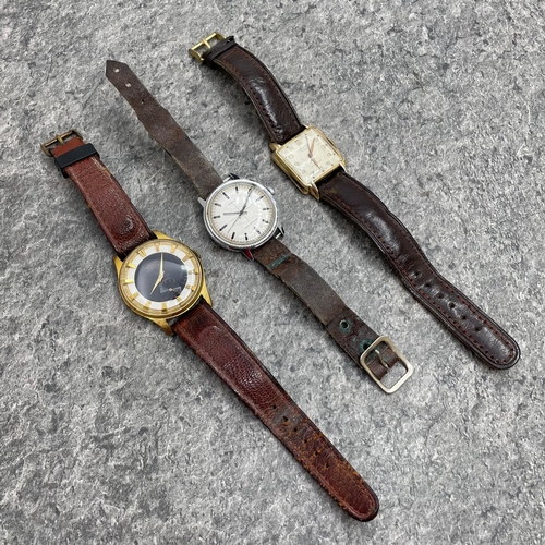 31 - Three vintage gents watches - Dogma Prima with gilt markers and subsidiary second dial, Accurist 21 ... 