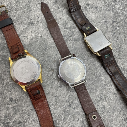 31 - Three vintage gents watches - Dogma Prima with gilt markers and subsidiary second dial, Accurist 21 ... 