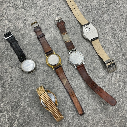 5 - Vintage 1940s Zenith stainless steel, 38mm case, black dial with Arabic numerals and subsidiary seco... 
