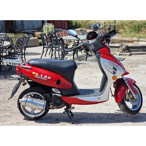 3 - Branson BS 125 Snooker scooter, only 10 miles recorded, no paperwork, number plate or keys

10% Buye... 