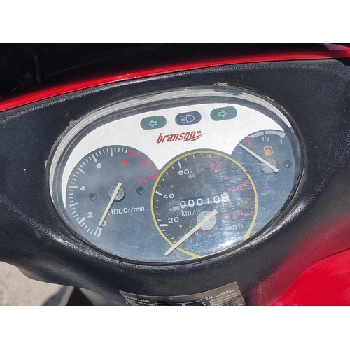 3 - Branson BS 125 Snooker scooter, only 10 miles recorded, no paperwork, number plate or keys

10% Buye... 