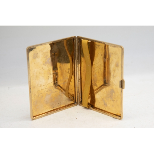 125 - A 9ct gold engine-turned rectangular cigarette case, with an internal inscription dated 1942 and hal... 