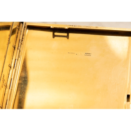 126 - Asprey, London, an 18ct gold engine-turned cigarette case with sliding covers, hallmarks for Asprey ... 