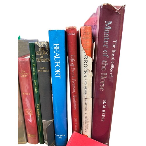649 - Large collection of books and literature relating to hunting and the Beaufort Hunt (see images)