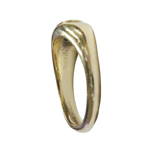 23 - A 9ct gold and oval emerald single stone ring, centred with an oval mixed-cut emerald approx. 0.34ct... 