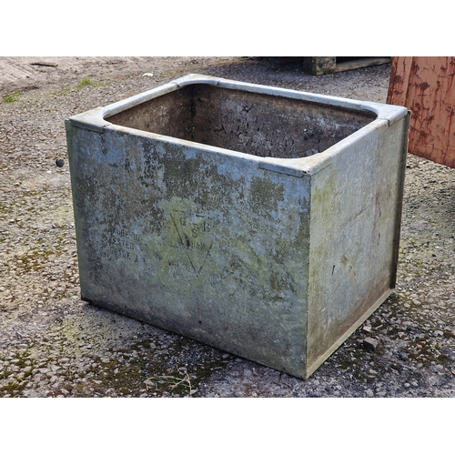 39 - Vintage galvanised water tank, H 53cm x W 69cm x D 51cm