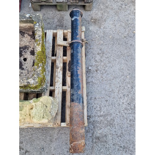 137 - Vintage cast iron bollard, H 154cm x W 13cm