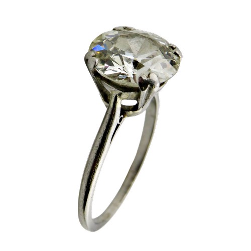8 - A diamond solitaire ring, the early modern round brilliant approx. 3.25cts, in a twin four-claw sett... 