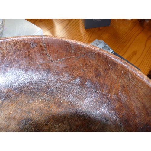 119 - 1950's Mouseman bowl slight repaired damage in photos