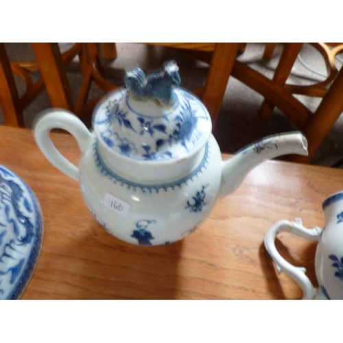 166 - Collection of Chinese Porcelain and ceramic pieces