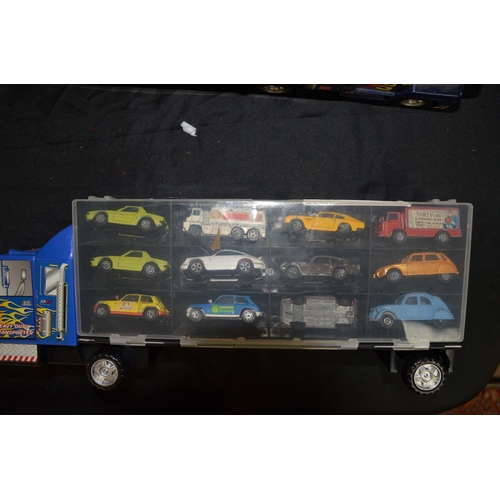 567 - 4 x Corgi and Matchbox lorries with small vehicles inside