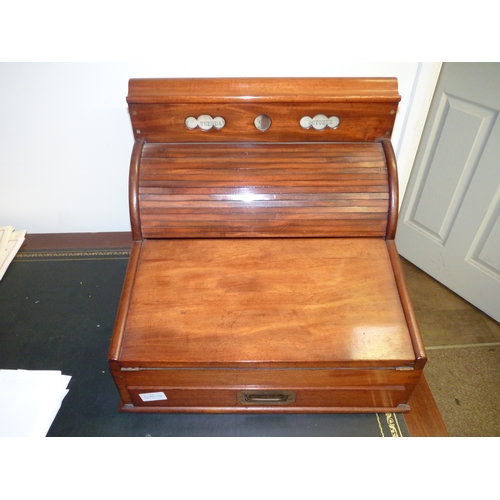 503a - Antique Mahogany calendar (desk set)