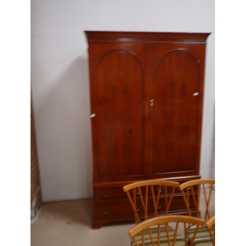 775g - Yew repro cupboard