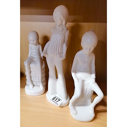 617 - 3 Spode Figures Piggy Bank, Jane & Simon