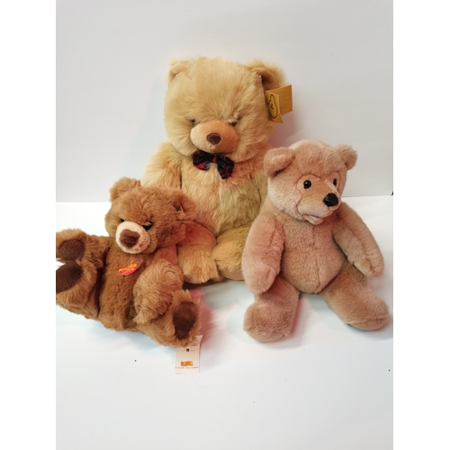 326 - 2 boxes misc Teddies