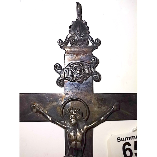 651 - 17th Century Italian Silver Cross with Christ on the cross , skull and cross bones (loose at top)... 