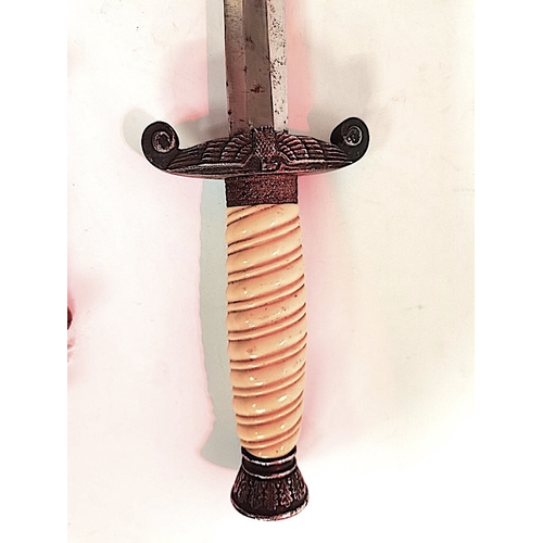 723 - German dagger