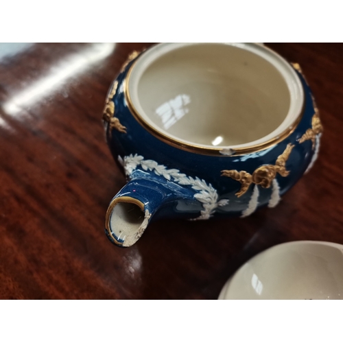 531 - Collection of Wedgwood items   ( some damage as photo )