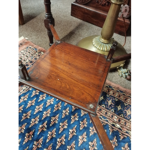 883 - Antique Rosewood and inlaid envelope table with inlay