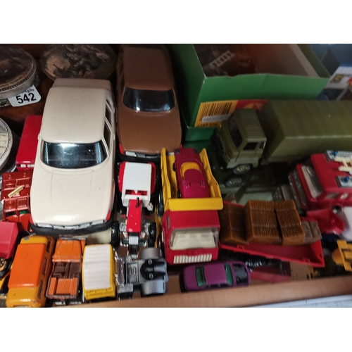 541 - Collection of Dinky and Matchbox vehicles etc