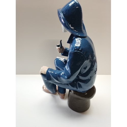 886 - 40cm Nao fisherman figure (exc con)