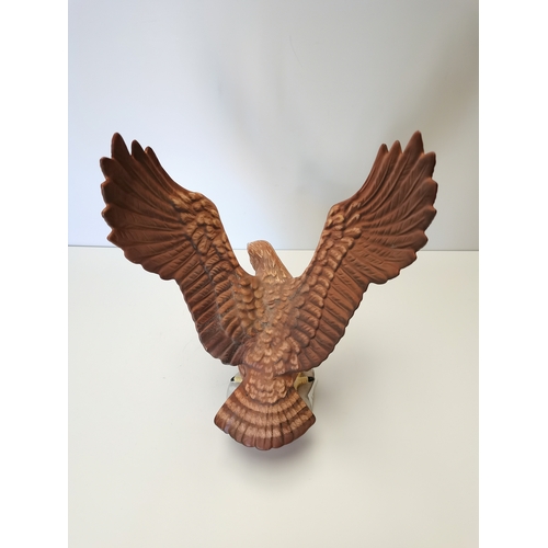 86 - Beswick 2062 Golden Eagle