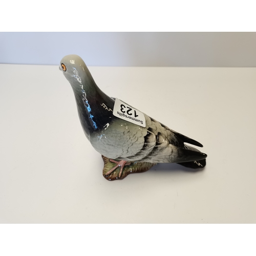 123 - Beswick Grey / blue pigeon