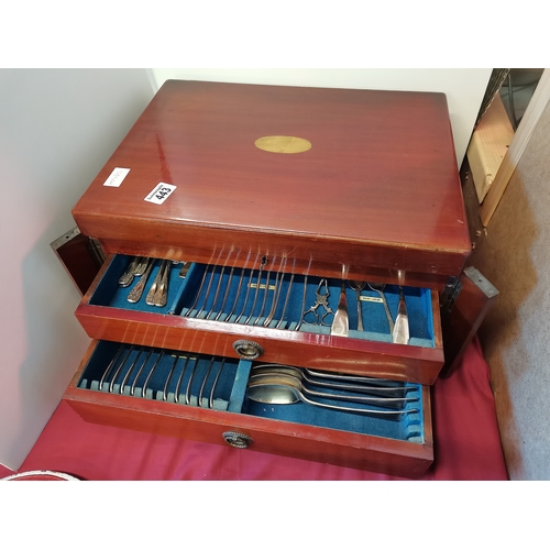 443 - Canteen of cutlery in Mahogany case