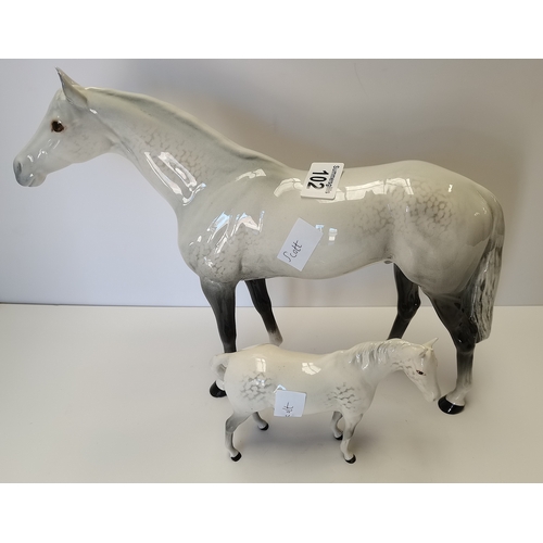 102 - Beswick Large racehorse in grey and small Thoroughbred in grey