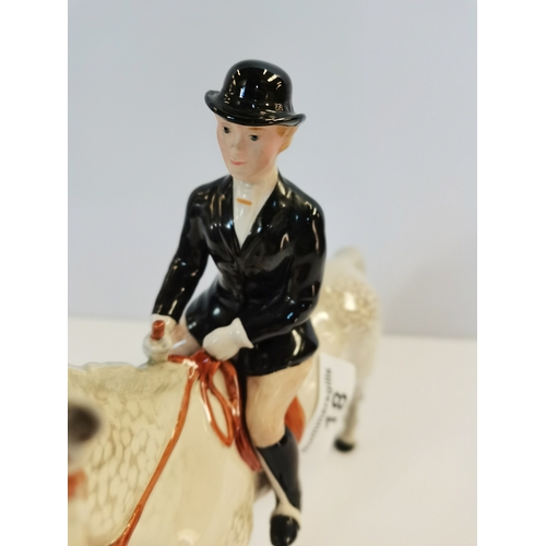 18 - Beswick Huntswoman on grey horse