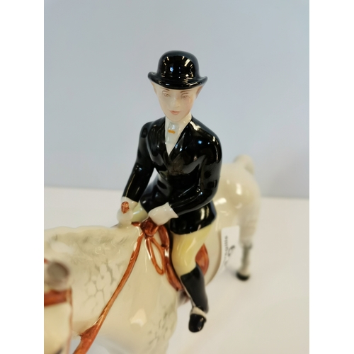 19 - Beswick Huntswoman on grey horse