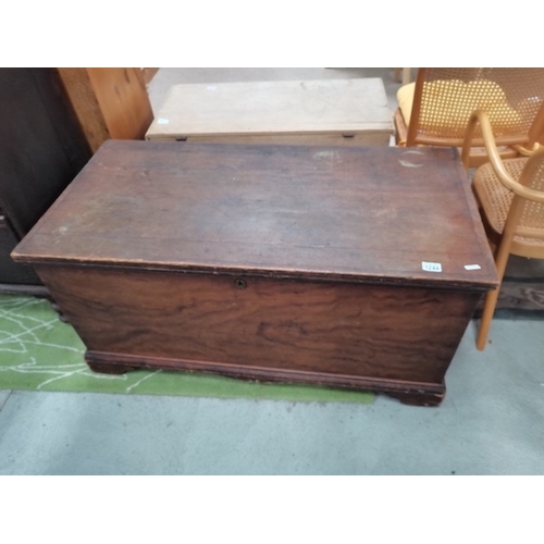 1244 - Pine blanket box