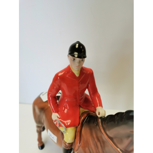 104 - Beswick Huntsman standing four square