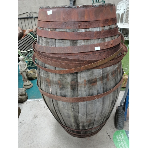 1193 - 2 large oak barrells - need restoring ideal project