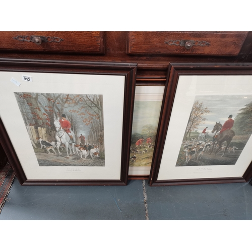 952 - 5 x Large hunting and golfing prints