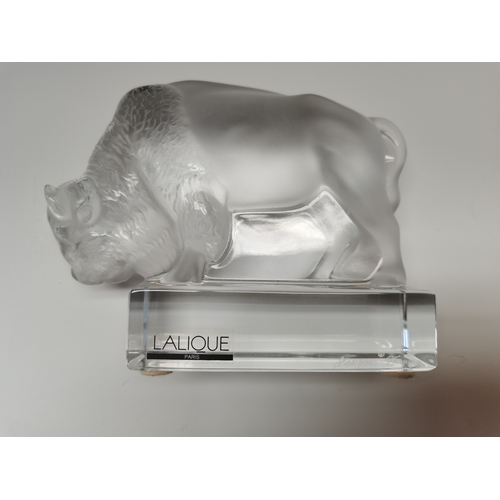 400a - Lalique Bison / Buffalo Paperweight in excellent condition and signed Lalique France.