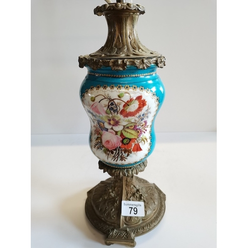 79 - Victorian French design lamp with floral décor.