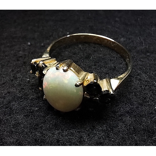 436 - Opal and  9ct gold ring 3g