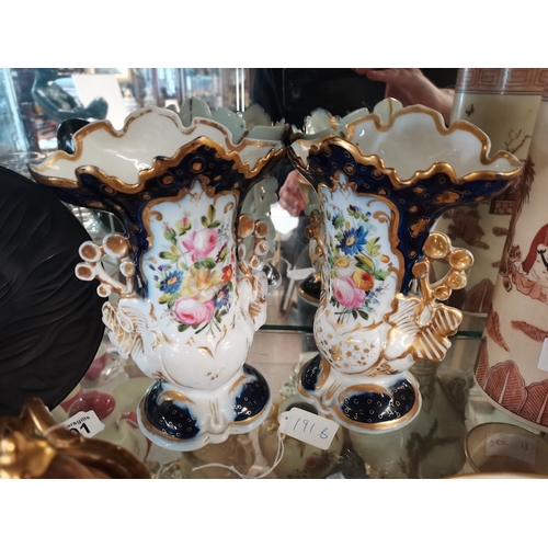 191b - Pair of Victorian floral vases