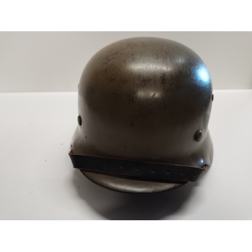 271 - WW2 German M35 helmet with original M31 liner maker ET^^