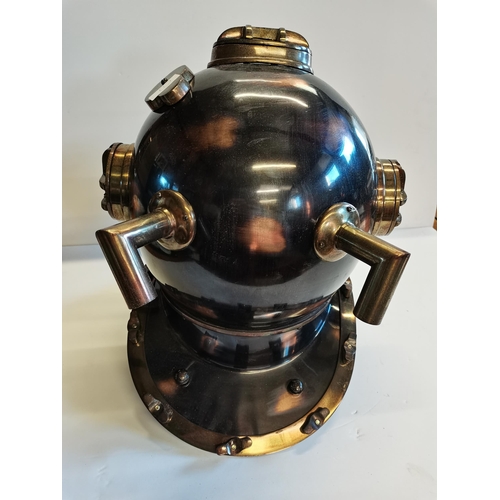 42 - US Navy Diving Helmet Mark V    Reproduction