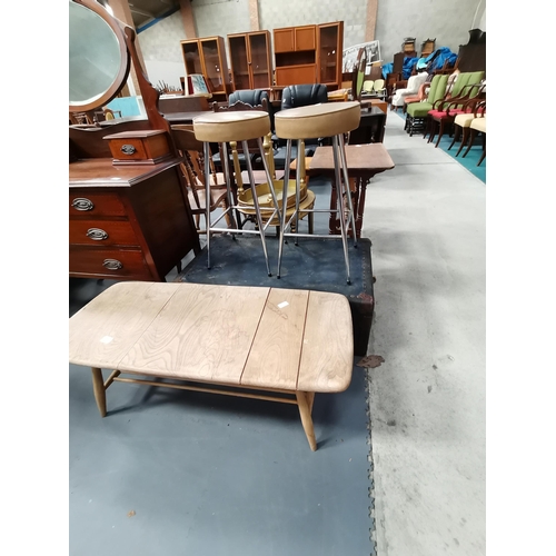 Lot 1057      