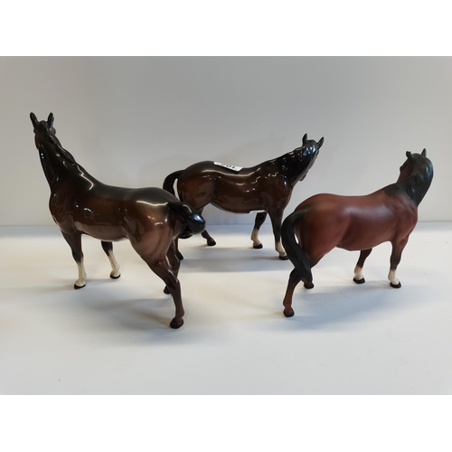 102 - X3 bay Beswick horses 2 gloss and 1 matt.