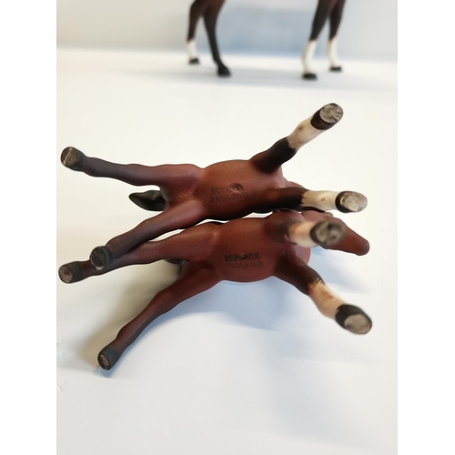 107 - Large Matt Beswick bay horse and 2 foals